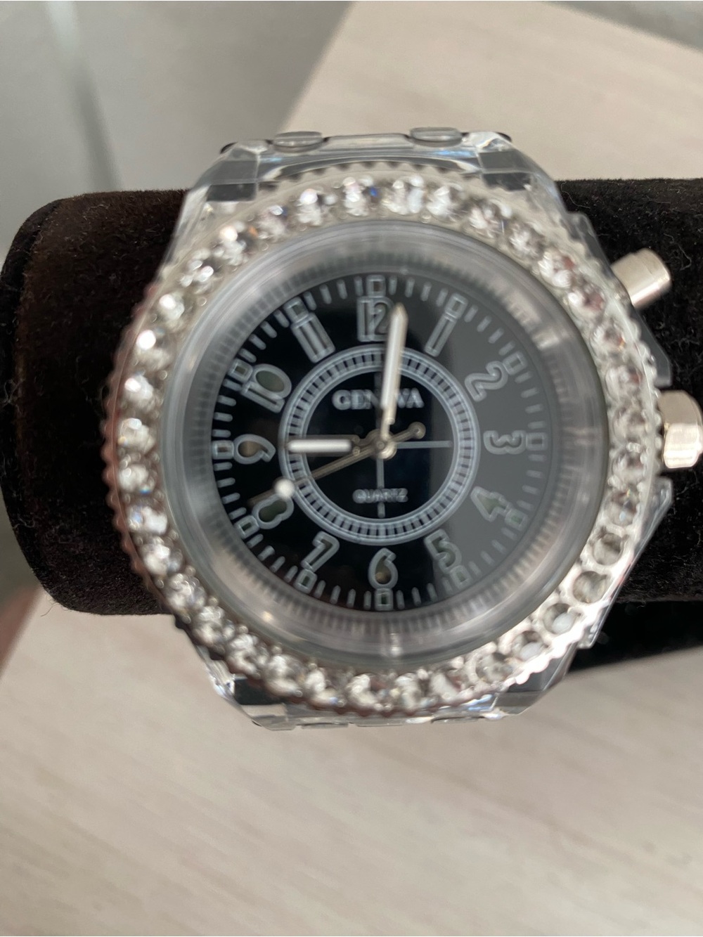 Geneva Black Dial Silver Crystal Bezel Fashion Watch